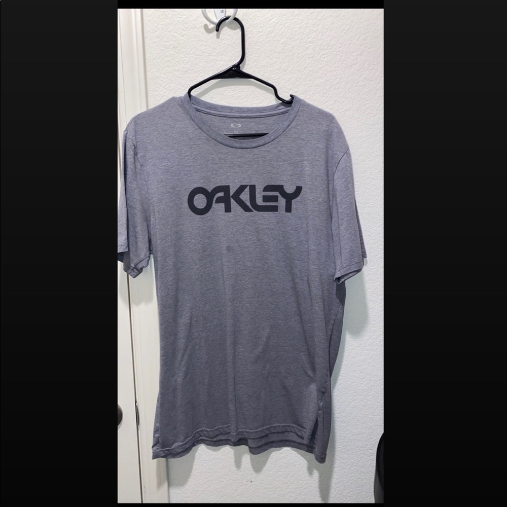 Oakley Grey shirt